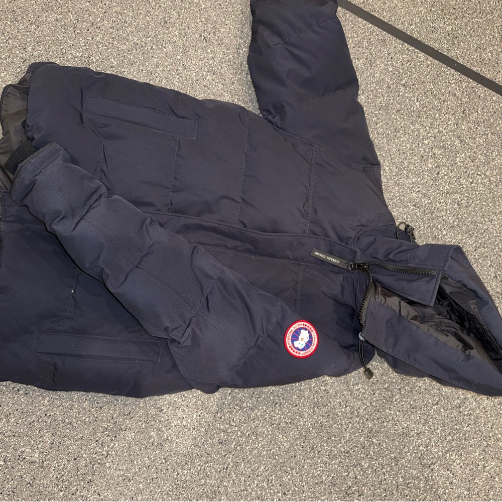 Canada Goose Carson Parka (Style 3804M), men’s XL, Navy